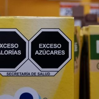 Ley de etiquetado: La SJCN recibe seis amparos contra etiquetas; asociaciones piden mantenerlas