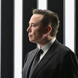 Tesla pierde 16 % en la primera semana de Elon Musk al frente de Twitter