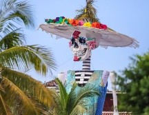 La Catrina más alta del mundo mide 22.67 metros y se encuentra ubicada en el malecón de Puerto Vallarta. ESPECIAL