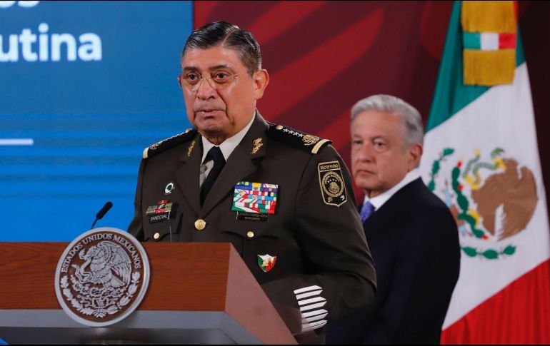 El titular de la Sedena, general Luis Cresencio Sandoval, informó que la detención se logró gracias a trabajos de inteligencia. SUN / B. Fregoso
