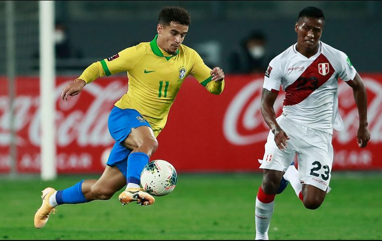 Philippe Coutinho, jugador brasileño eliminado de la selección para el Mundial de Qatar 2022. AFP/ARCHIVO
