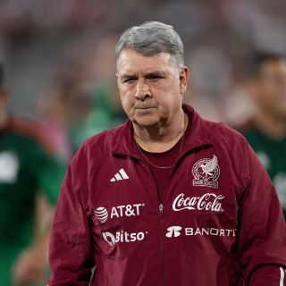 Las contradicciones del "Tata" Martino en la búsqueda de los delanteros del Tricolor