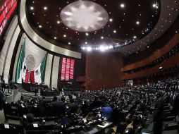 Durante la discusión, diputados de Morena y sus aliados respaldaron la iniciativa impulsada por el Presidente Andrés Manuel López Obrador. EFE/Cámara de Diputados