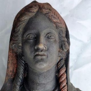 Las estatuas de más de 2.000 años de antigüedad halladas en Italia que podrían “reescribir la historia”