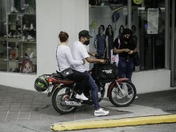 Actualmente, emplacar una motocicleta tiene un costo de 723 pesos, más el costo de “diversos derechos variables en función del caso específico de cada vehículo”. EL INFORMADOR / ARCHIVO