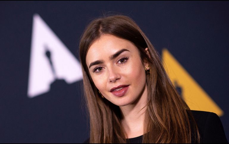 Una de las que eligió este look de tendencia es Lily Collins, la protagonista de 