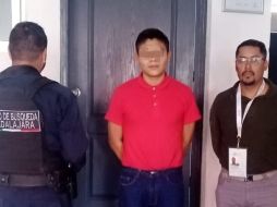 El joven, de quien no se informaron mayores datos, fue devuelto a sus familiares en la segunda caseta de Sayula de la Autopista a Colima. ESPECIAL /