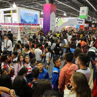 Gobernador se compromete a instalar mesa de coordinación con la UdeG para la FIL