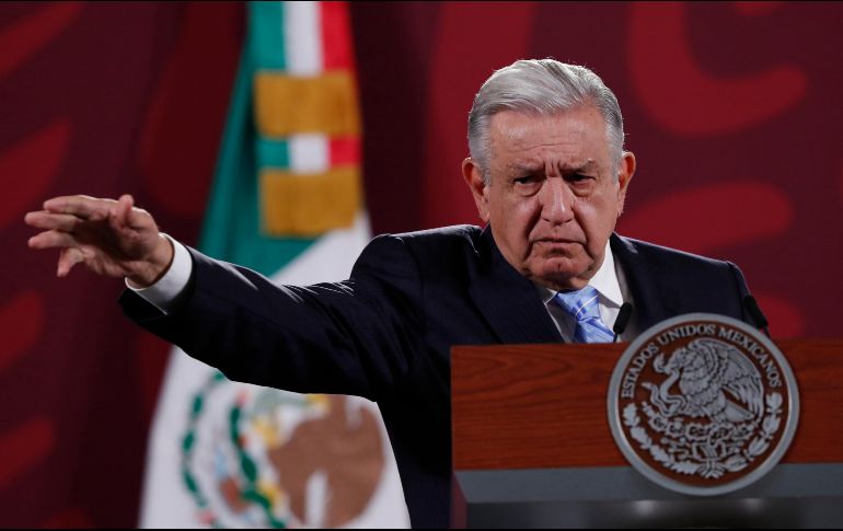 López Obrador manifiesta que aunque no se tenga crecimiento, la distribución de la riqueza en lo que va de su gobierno no tiene antecedente en el México moderno. EFE / M. Guzmán