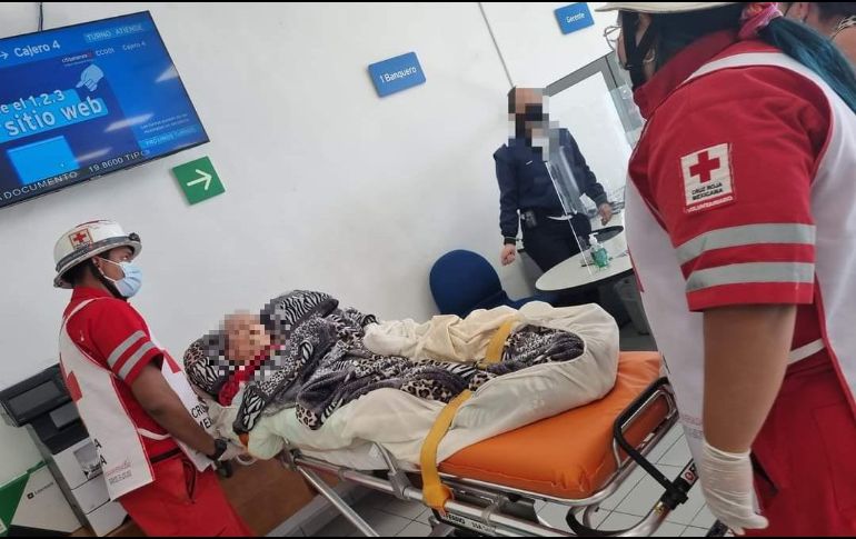 Yulissa Plata, nieta de Dolores, denunció en redes el calvario vivido por los requisitos del banco. FACEBOOK/Yulissa Plata