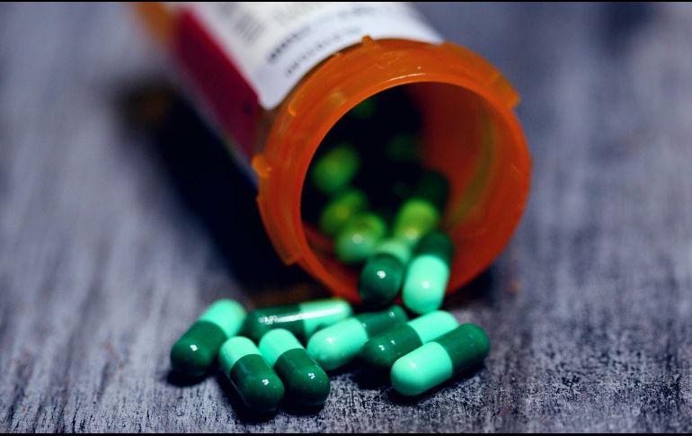 Autoridades encontraron 30 pastillas de clonazepam, con las cuales se presume los jóvenes habían efectuado el reto de TikTok. ESPECIAL/UNSPLASH