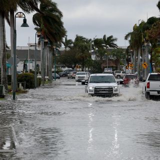 Florida confirma tres muertes tras el paso del huracán "Nicole"