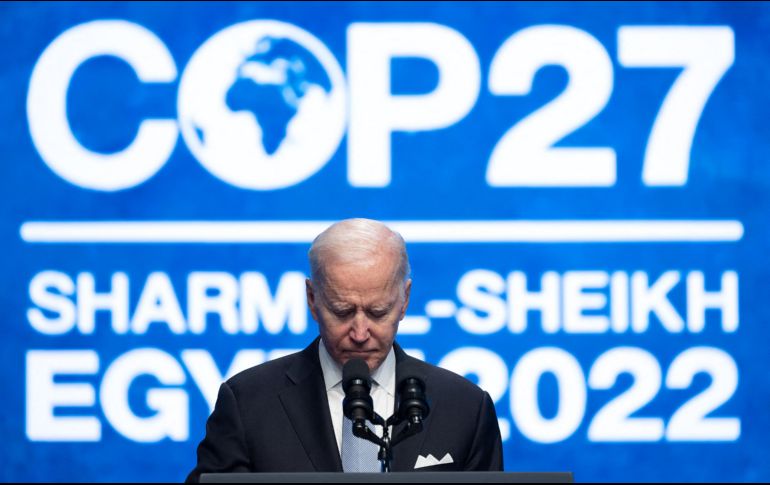 El presidente Biden pronuncia su discurso en la COP27 de la ONU, dejando inconformes a Greenpeace y a los representantes de países vulnerables. AFP/S. Loeb