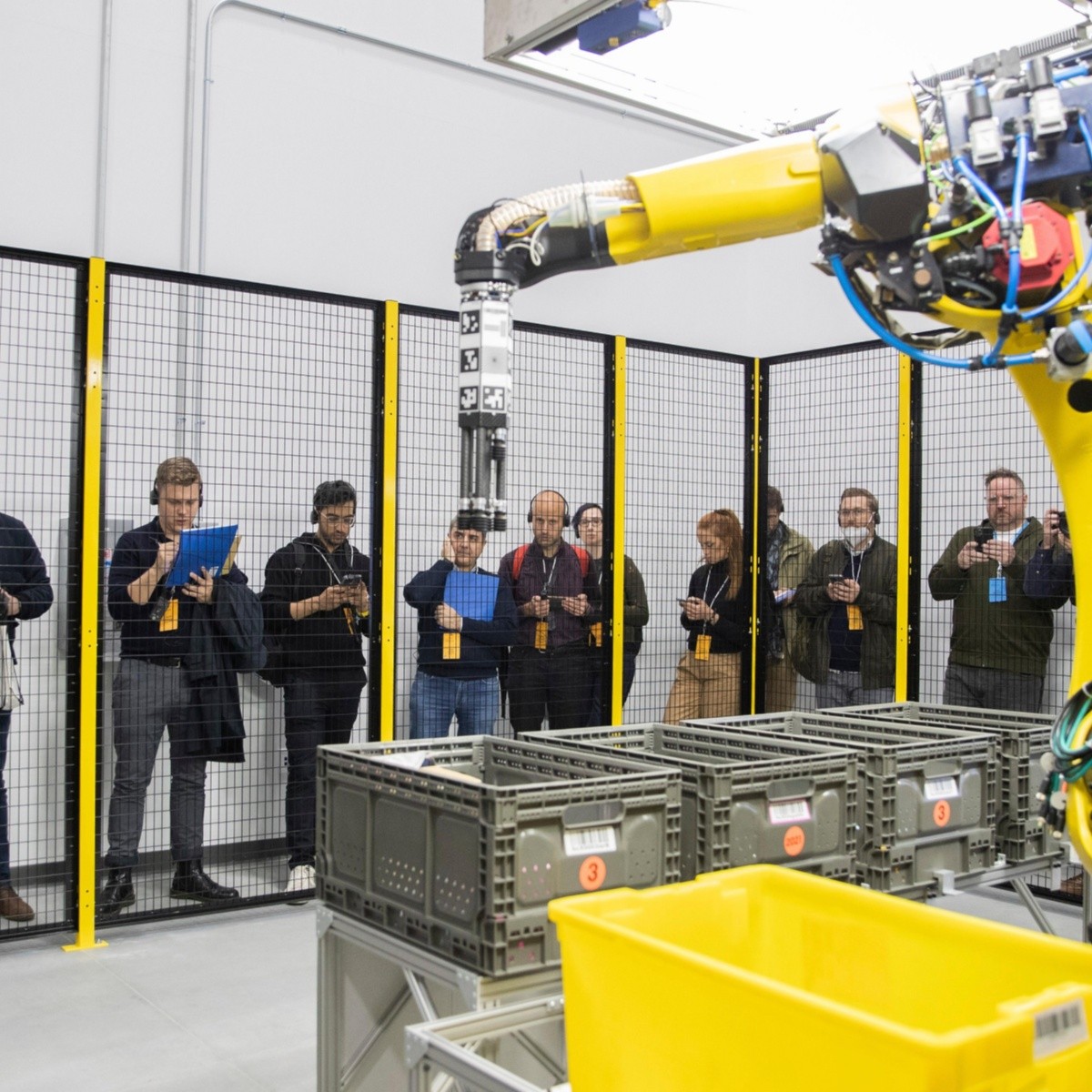 robot de fabrica amazon