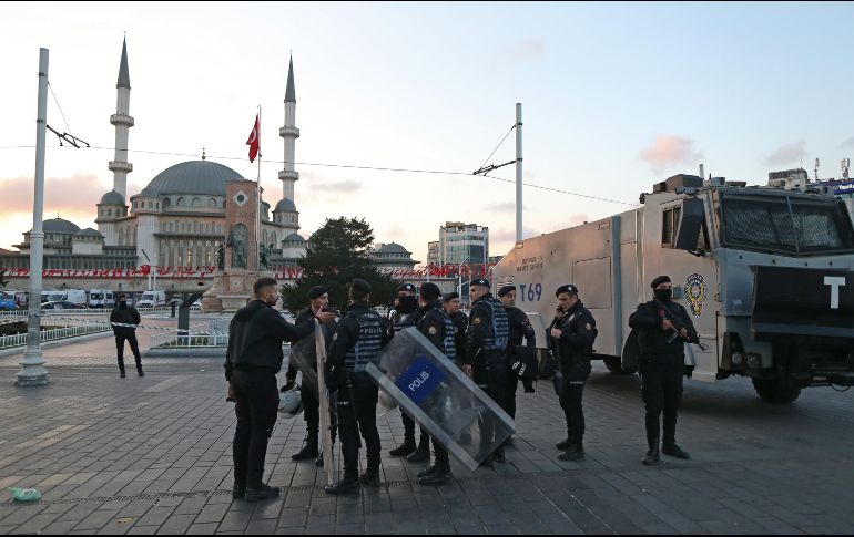 La mujer confesó haber colocado la bomba que estalló en una avenida en Estambul, según indicó hoy la policía local