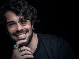 Héctor Pérez lanza su nuevo sencillo "Lo Quiero Todo Todo"