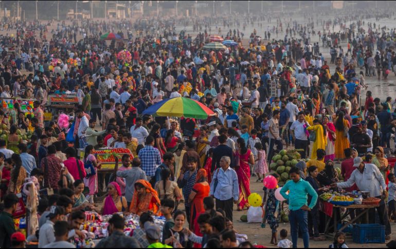 India se convertirá en el país más poblado del mundo en 2023, superando a China. AP / R. Maqbool