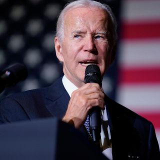 Joe Biden habla con el presidente polaco Andrzej Duda tras ataque ruso