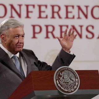 "Plan B" de reforma electoral garantizará democracia en México: López Obrador