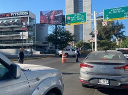 De momento no reportan personas lesionadas, solamente el tráfico en la zona en el sentido de norte a sur. ESPECIAL /