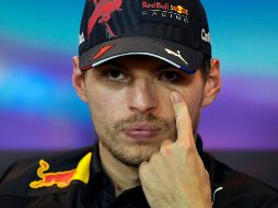 El neerlandés dijo que ya ha resuelto el conflicto con Checo Pérez, y se considera dispuesto a ayudarlo en Abu Dhabi. AP / K. Jebreili