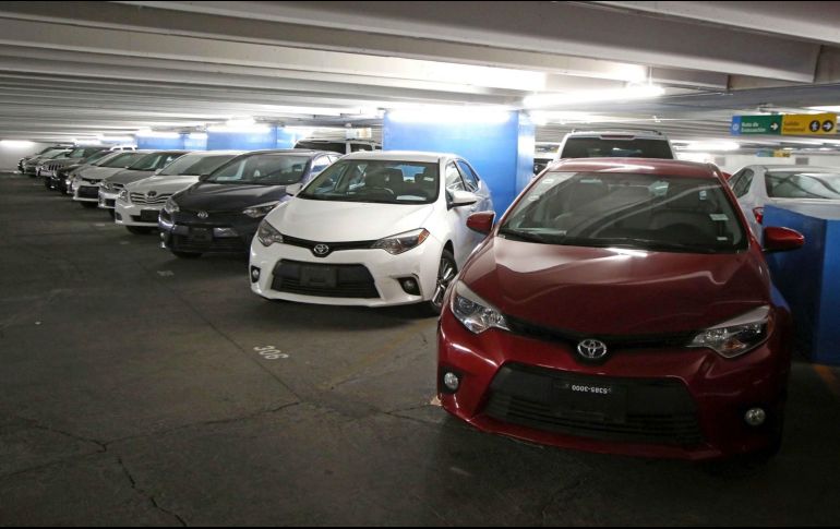 En los diez últimos meses del año Jalisco registró 71 mil 576 compras de vehículos. SUN/ARCHIVO