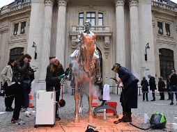 La acción sobre la escultura de Charles Ray, 