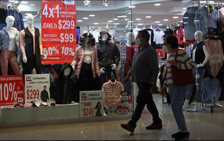 Si decides pagar las compras de El Buen Fin a crédito debes cuidar que las deudas no sobrepasen el 30% de tus ingresos, advierte Profeco. SUN / C. Mejía