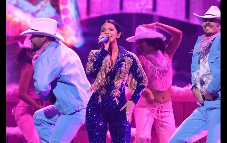 Ángela Aguilar tiene un consentido y es uno de sus coristas