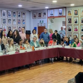 Villanueva se reúne con diputados para analizar presupuesto de la UdeG