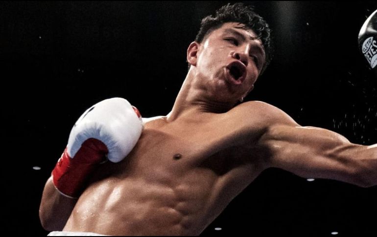 Jaime Munguía logró consolidar el triunfo de esta noche, obteniendo un total de 41 victorias. ESPECIAL