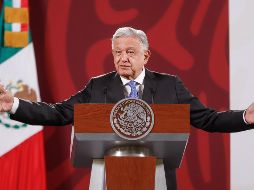 López Obrador recordó que él fue de los primeros en decir que el PRI y el PAN era lo mismo. EFE / I. Esquivel