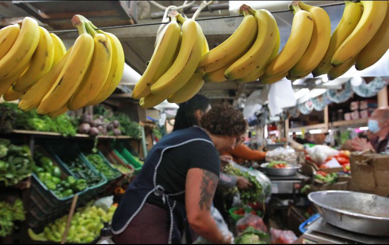 La canasta básica comprende 24 productos que más consumen las familias mexicanas. ARCHIVO / J.A.C. Macías