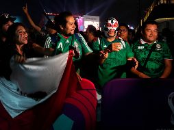 Si algún fanático quiere utilizar una máscara de lucha libre, como es típico en los eventos en México, será permitido siempre y cuando sean de material suave y se retiren del rostro en todos los filtros de seguridad. AP / P. Josek