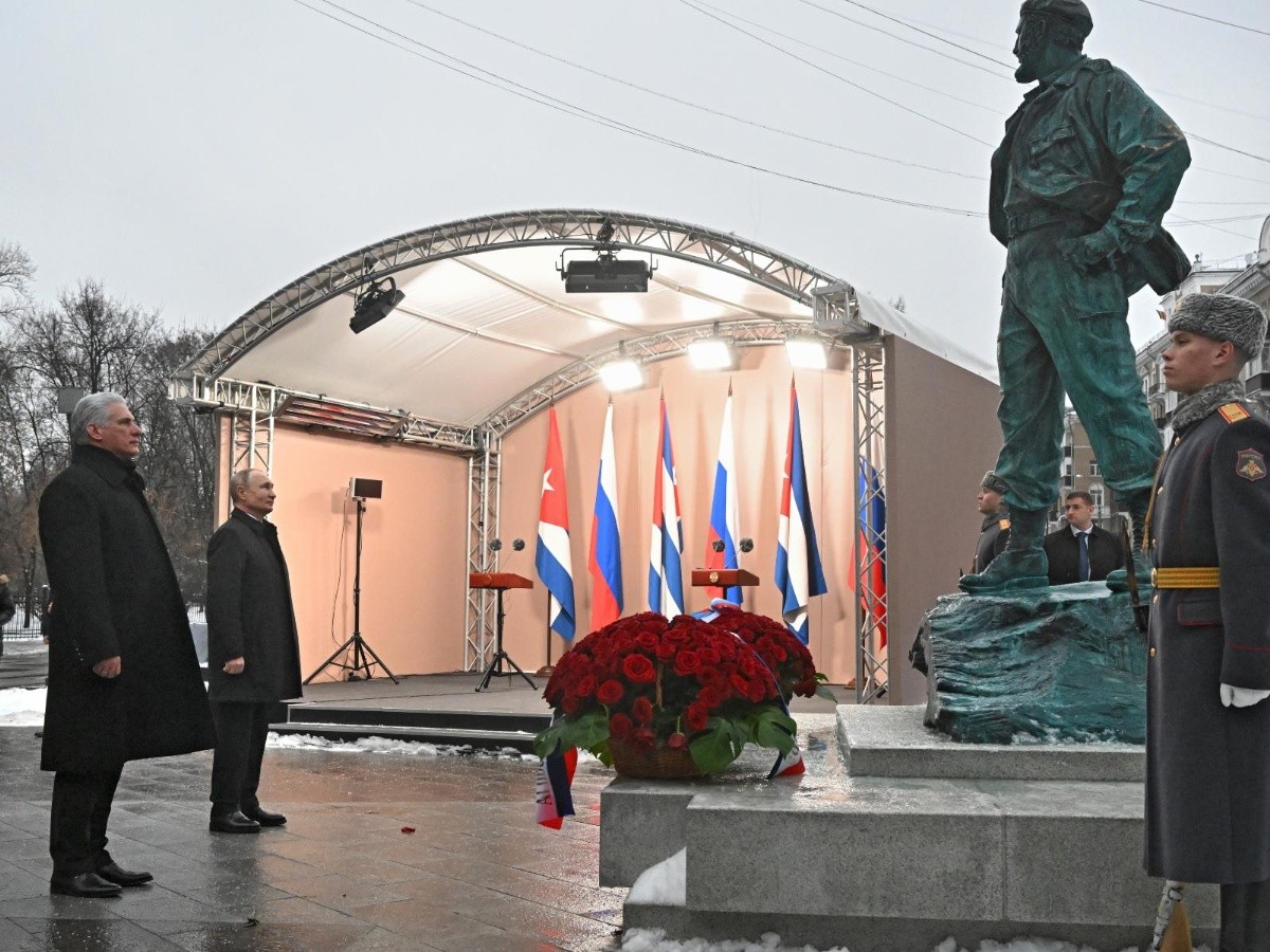 Putin y Díaz-Canel: Inauguran en Rusia estatua de Fidel Castro | El  Informador