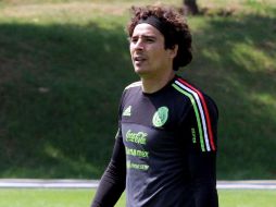 Martinoli y Werevertumorro discuten por comentarios del analista hacía Memo Ochoa. SUN/ARCHIVO