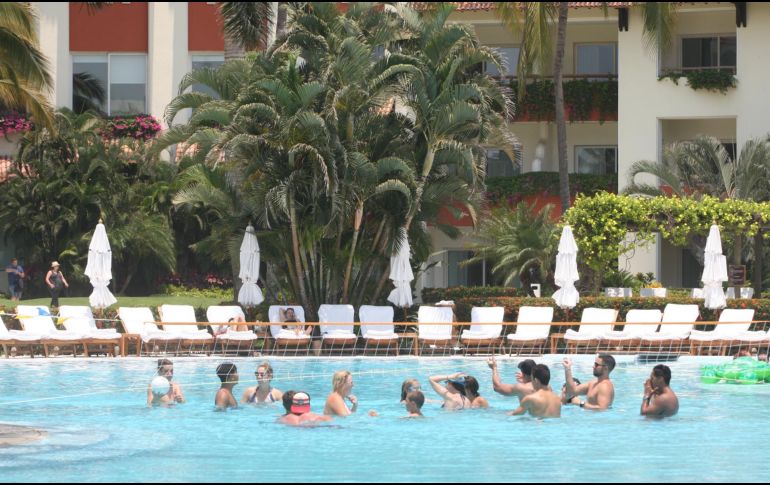 Uno de los destinos con más ocupación hotelera en Jalisco es Puerto Vallarta. ARCHIVO