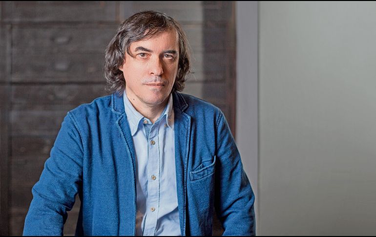 El escritor comparte que admira el trabajo de Frida Kahlo, Juan Rulfo y Carlos Fuentes. CORTESÍA