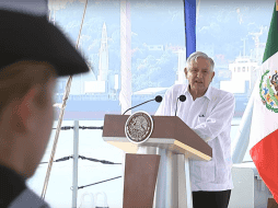 Las secretarías de la Defensa y de la Marina, dice el Presidente López Obrador, se han convertido en 