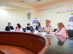 Diversas autoridades municipales de Tlaquepaque participaron en la rueda de prensa para presentar el programa “Operativo Invernal y Decembrino 2022”. ESPECIAL/Gobierno de Tlaquepaque
