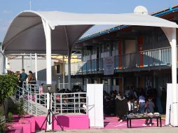 Con el programa se impacta de manera positiva a más de 200 mil niñas y niños del municipio con la entrega de útiles escolares, mochilas y uniformes deportivos. ESPECIAL/Gobierno de Guadalajara