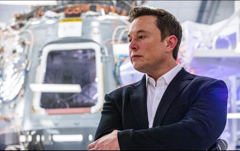 Musk dijo que Twitter establecería un consejo para tomar decisiones sobre a quién se le debe permitir volver a la plataforma. AFP/ARCHIVO