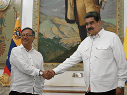 Nicolás Maduro reanudará diálogos con la oposición, según Gustavo Petro en Twitter. AFP/F. Parra