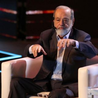 Carlos Slim retira propuesta por Banamex