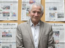 Castro Rodríguez se graduó en Ingeniería Mecánica Eléctrica por la UdeG y realizó diversos estudios en logística, planeación y comercio exterior