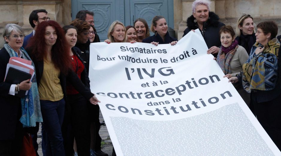 El aborto se despenalizó por ley en Francia en el año de 1975, pero no existe hasta hoy nada en la Constitución que garantice este derecho. AFP/ G. V Hasselt