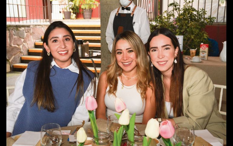 Carla Cejudo, Fer León y Paula. GENTE BIEN JALISCO/ Marifer Rached