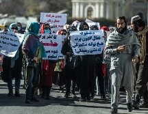 A pesar de prometer en un inicio un gobierno más moderado y respetar los derechos de las mujeres y las minorías, los talibanes han limitado los derechos y libertades. AFP