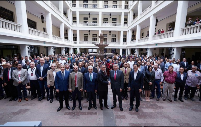 La firma del convenio tuvo lugar en el Palacio de Gobierno del estado de Tamaulipas. TWITTER/@Dr_AVillarreal