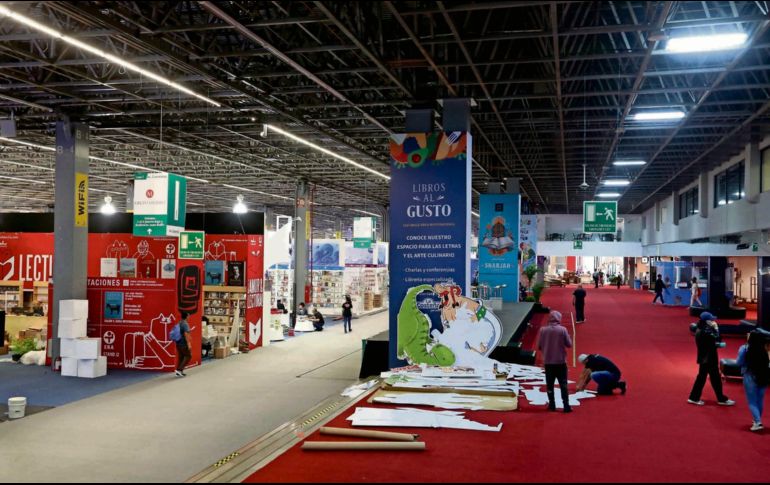 En plena Copa del Mundo de Qatar 2022, la Feria Internacional del Libro de Guadalajara (FIL) en México, la más grande del mundo hispano, homenajea a otro emirato del Golfo Pérsico. SUN / B. Fregoso